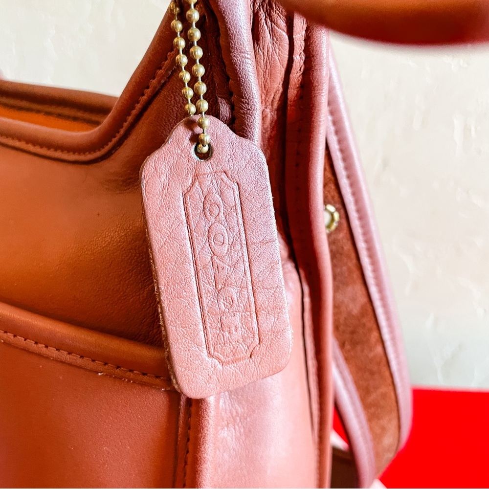 Vintage Coach Legacy No. 9966 Zip Brown British Tan Purse Shoulder Bag Crossbody - Picture 4 of 14